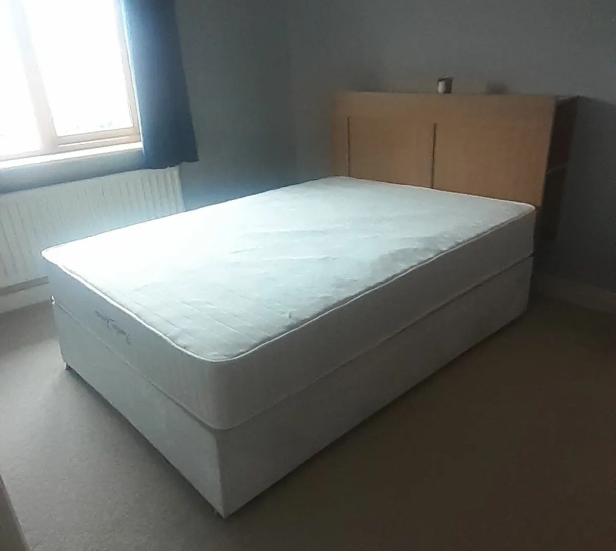 Double bed, firm mattress & headboard - Image 1