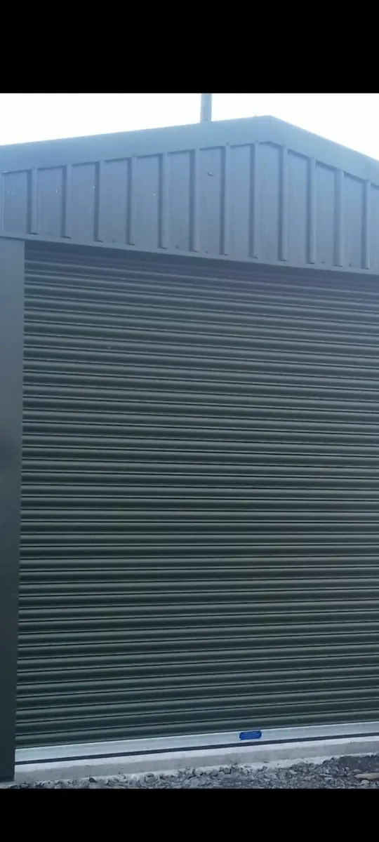 Roller door - Image 2