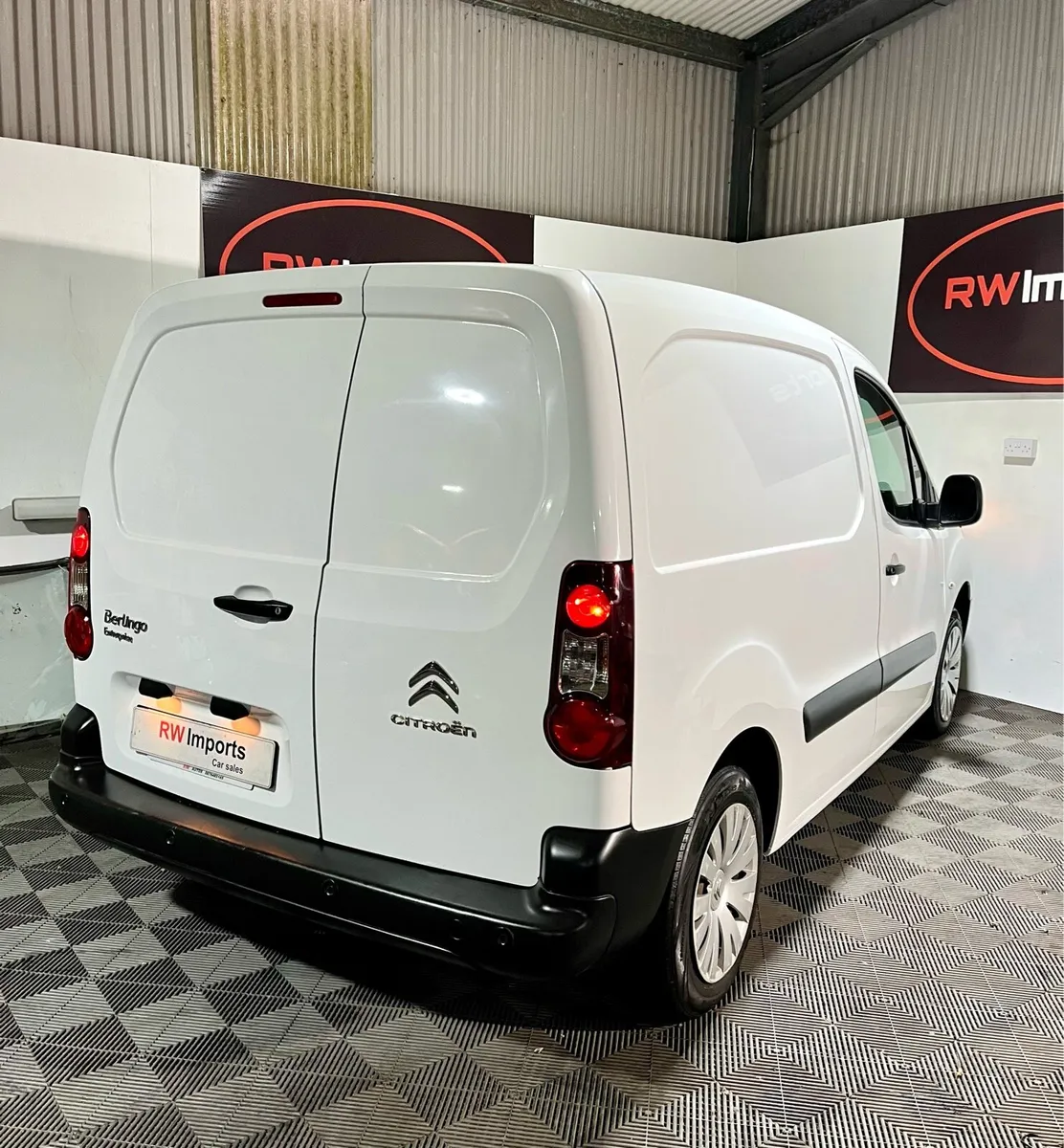**Deposit Taken** Citroen Berlingo - Image 2