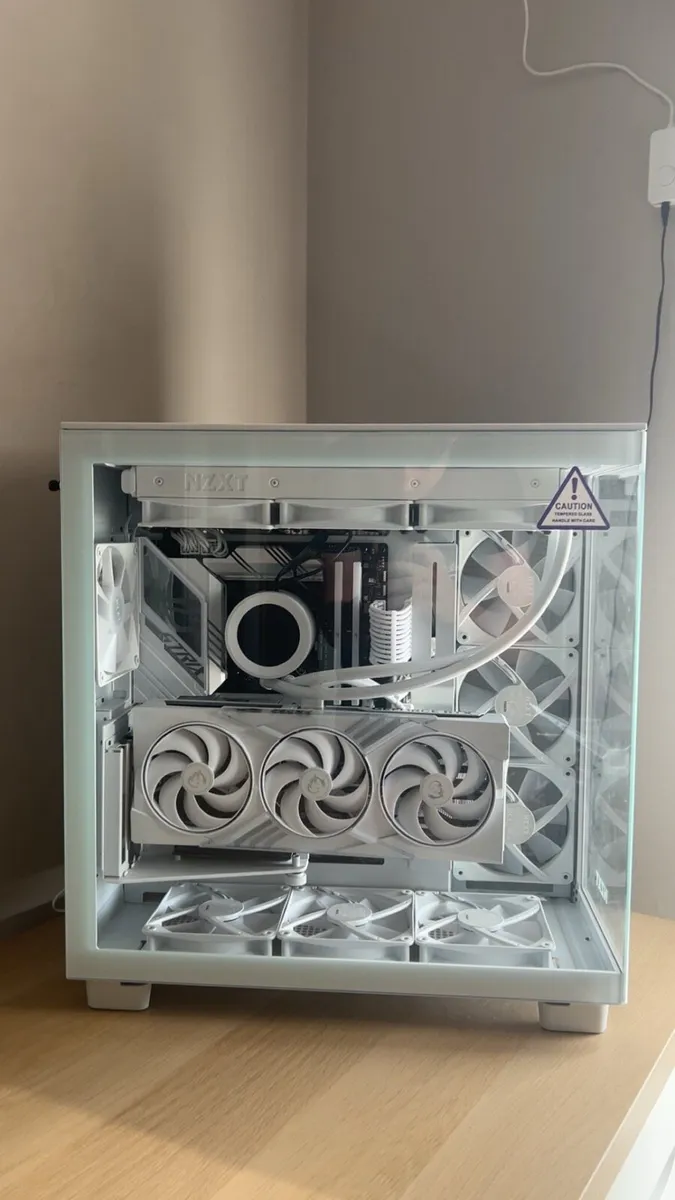 High End Gaming Pc - Image 1