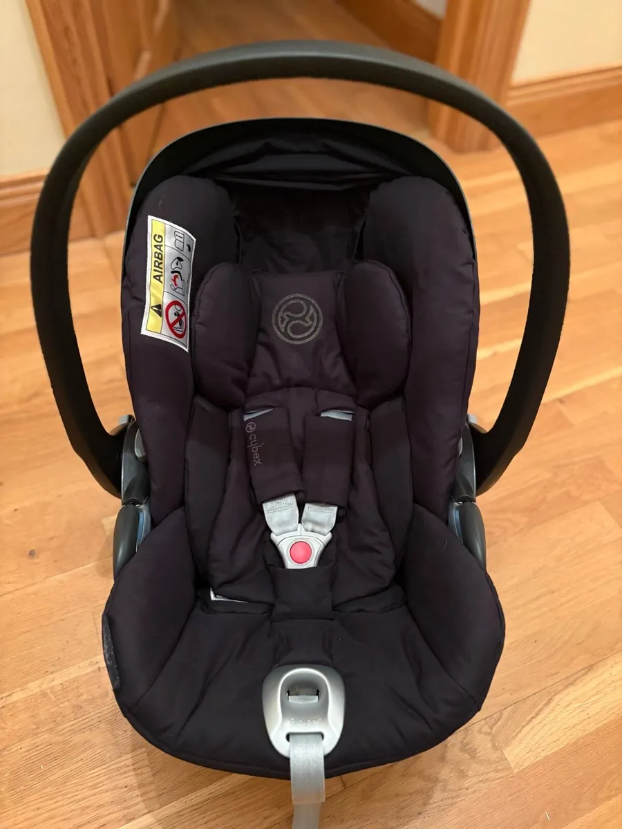 Cybex Cloud Z Car Seat - Image 1