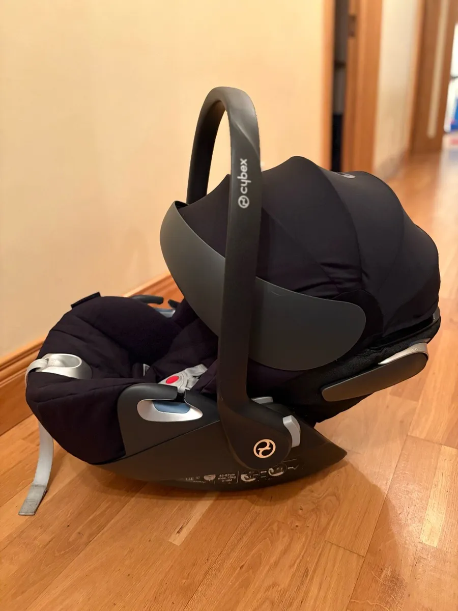 Cybex Cloud Z Car Seat - Image 2