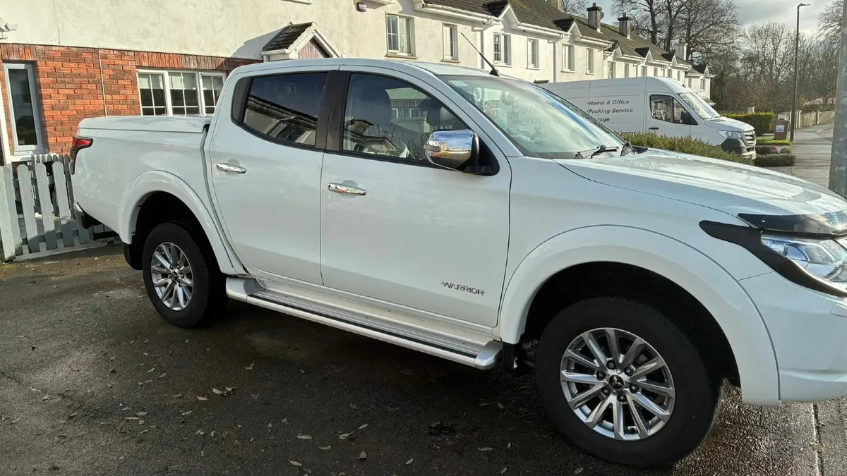 Mitsubishi L200 2018 - Image 1