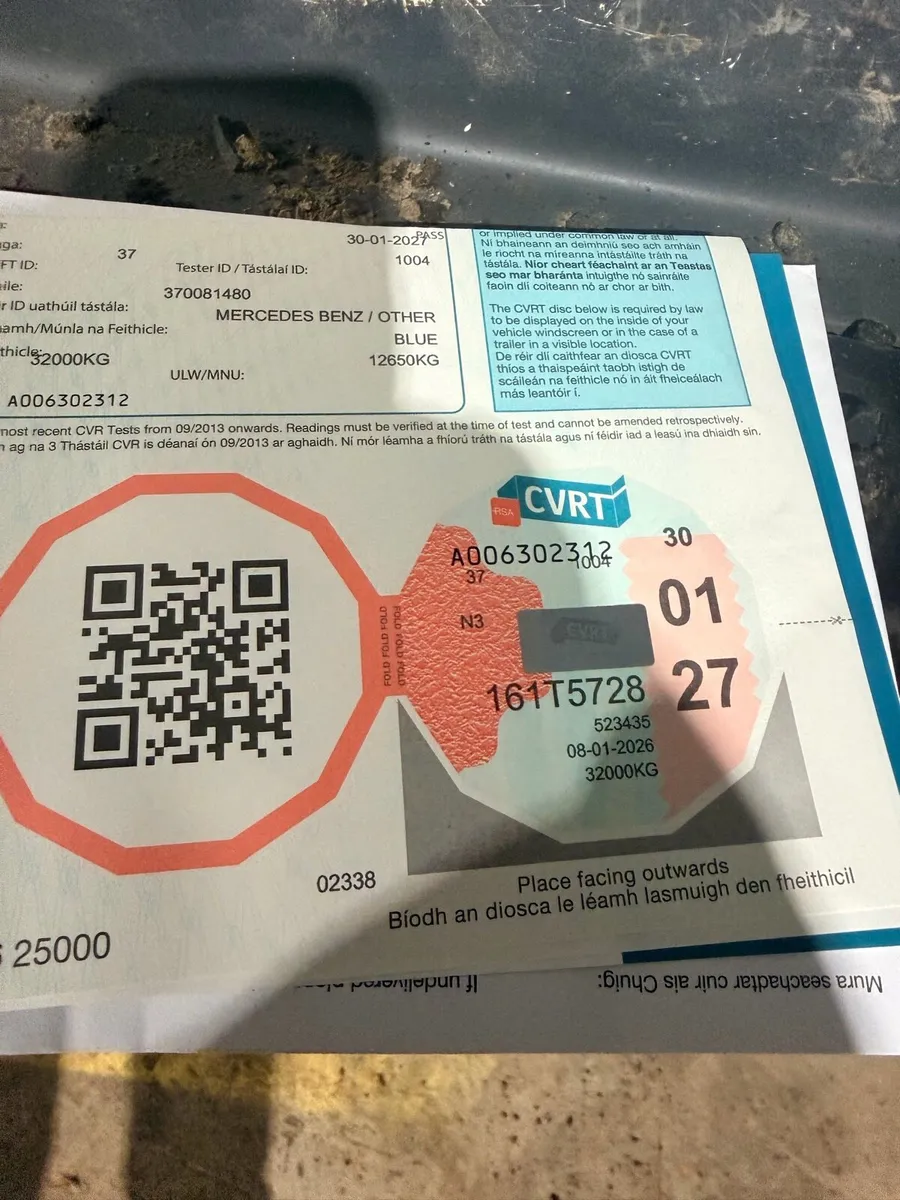 2016 Mercedes tar spec tipper - Image 2