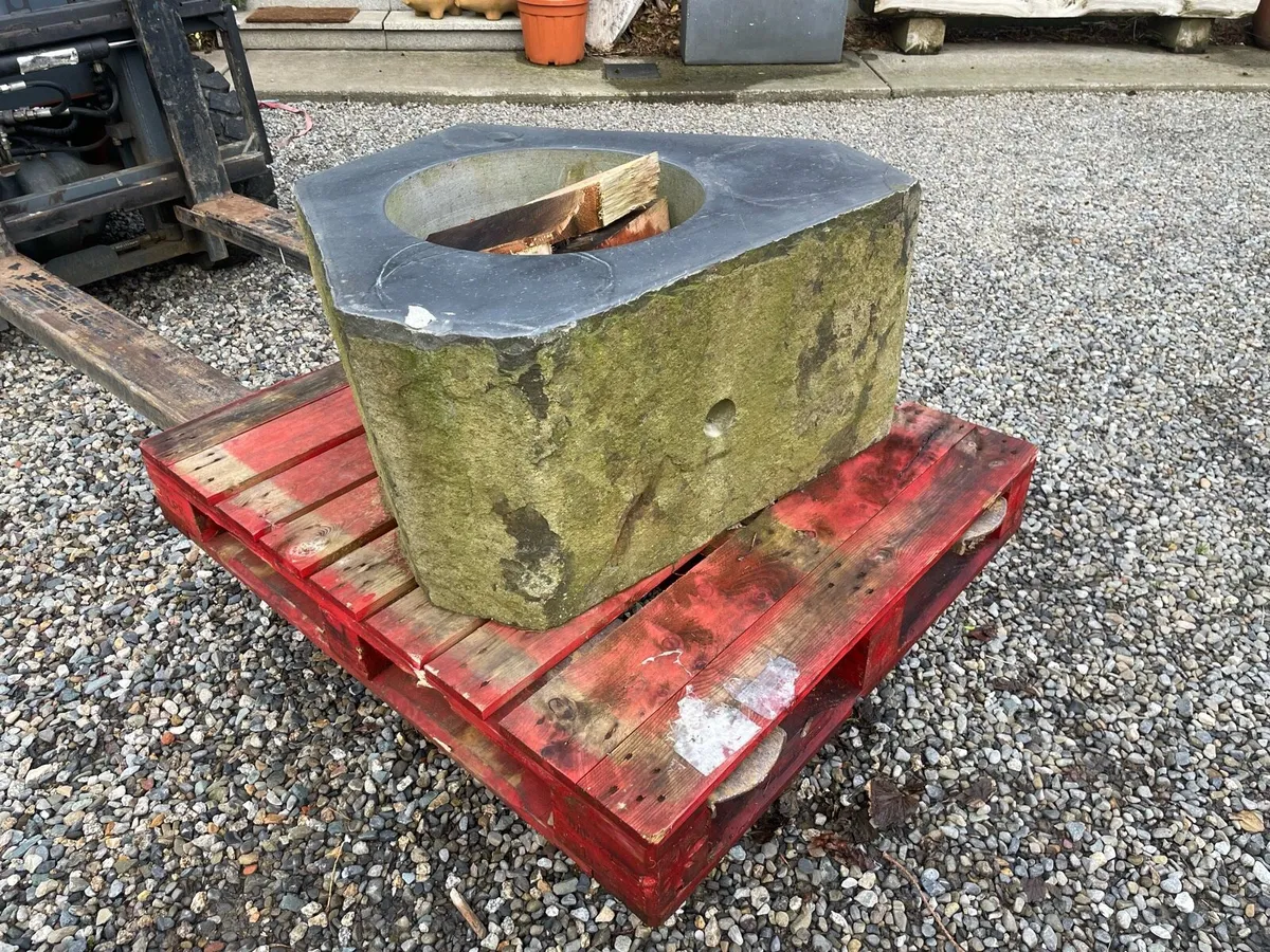 Fire pit.. very unique - Image 4