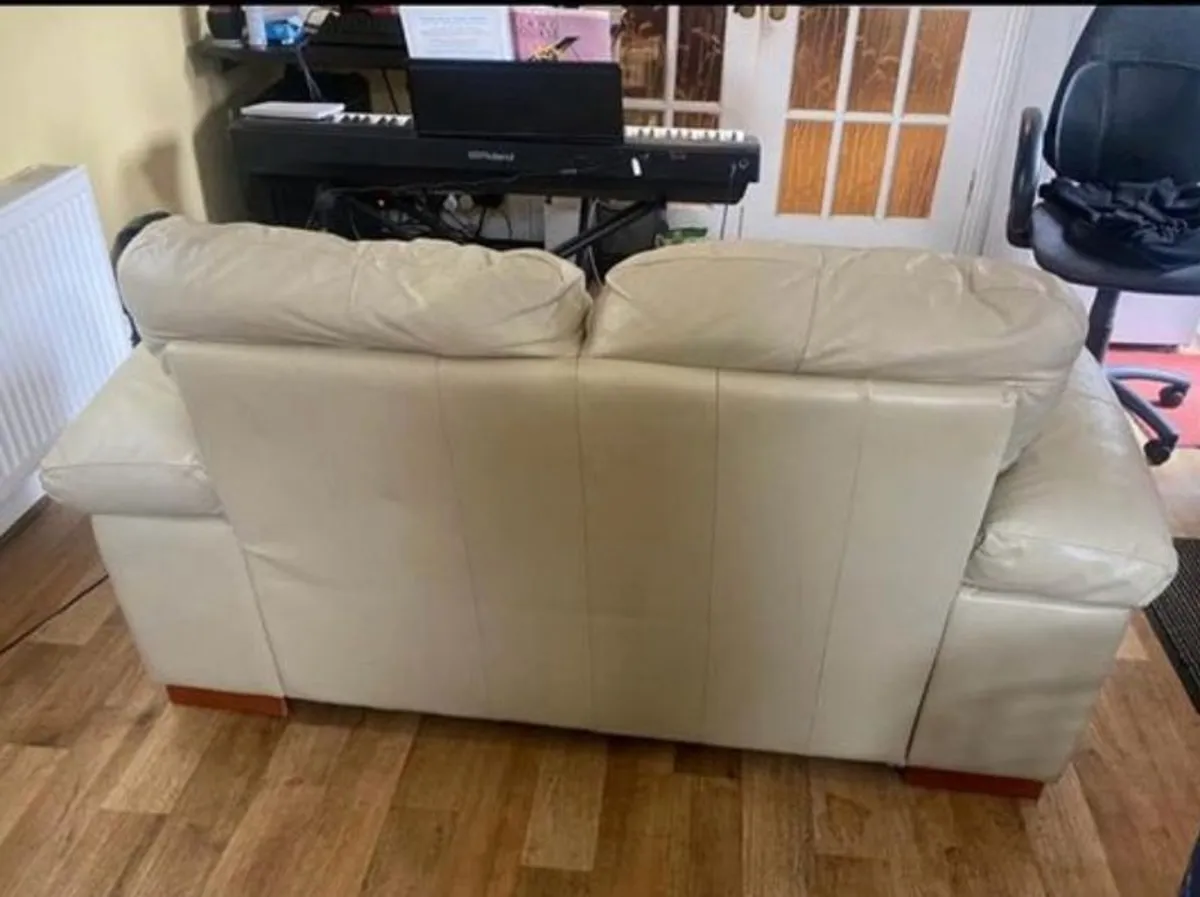 Cream leather 2 Seater sofa - Image 4