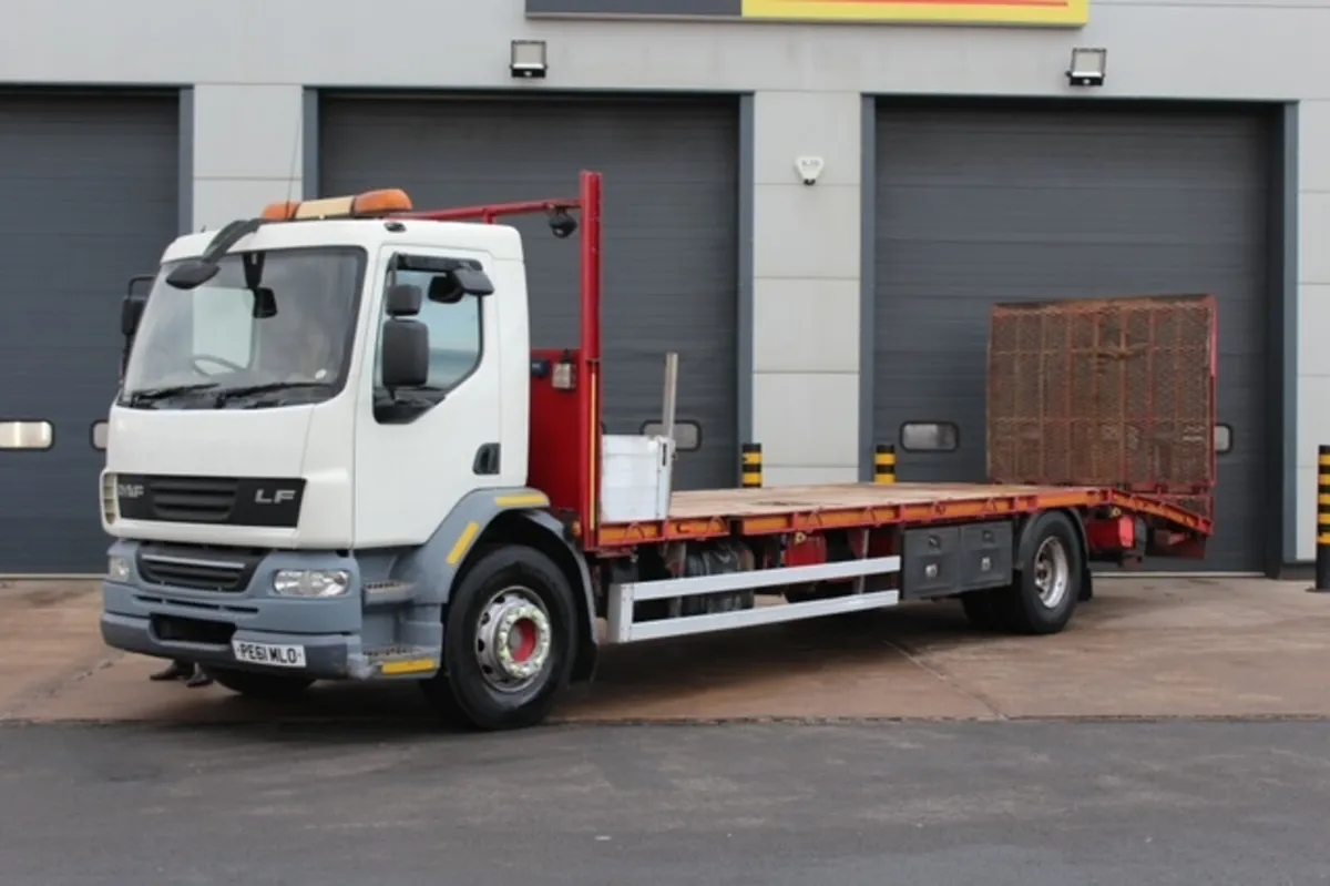 2012 DAF LF55.220 WITH CHEESEWEDGE BEAVERTAIL BODY - Image 2