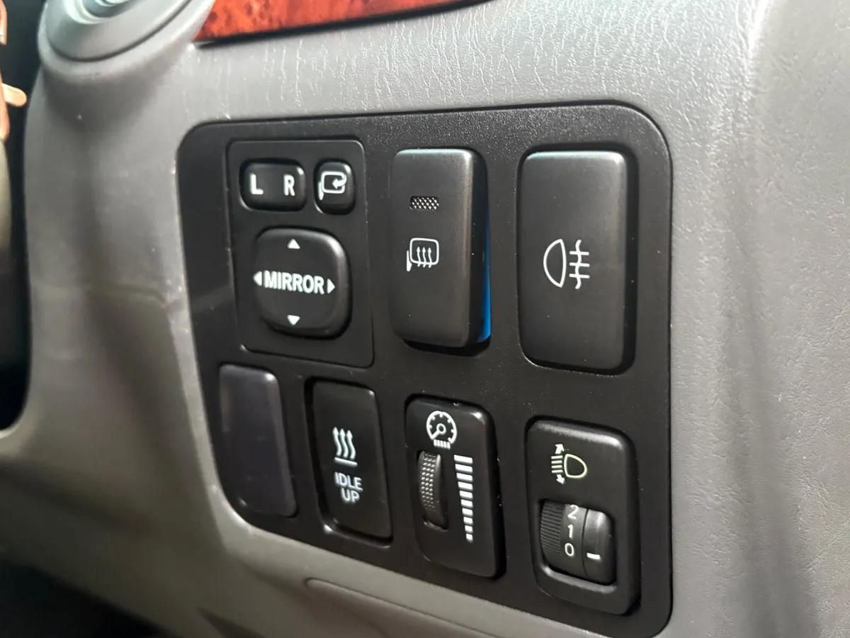 2008 Toyota Land Cruiser SWB Doe 07/26 - Image 3