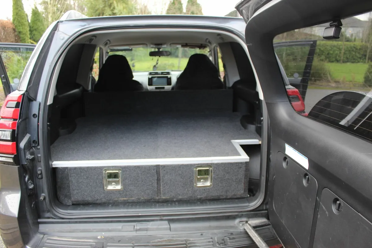 Toyota Land Cruiser 2019 SWB - Image 2