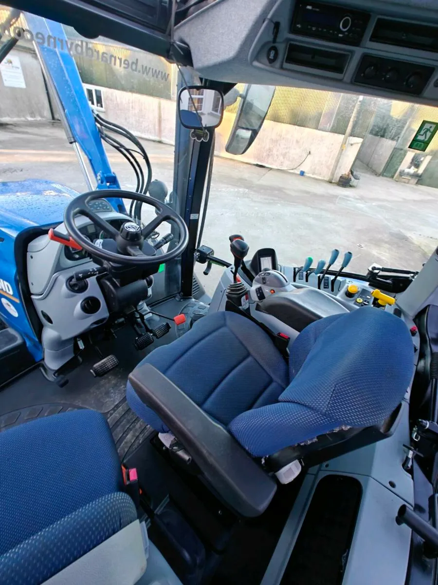 New Holland T6.180 - Image 2