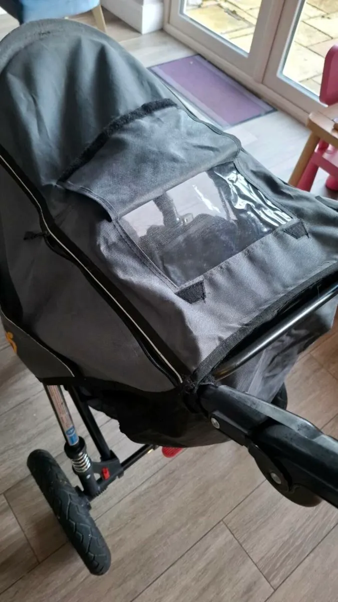 Single out n about - Image 3