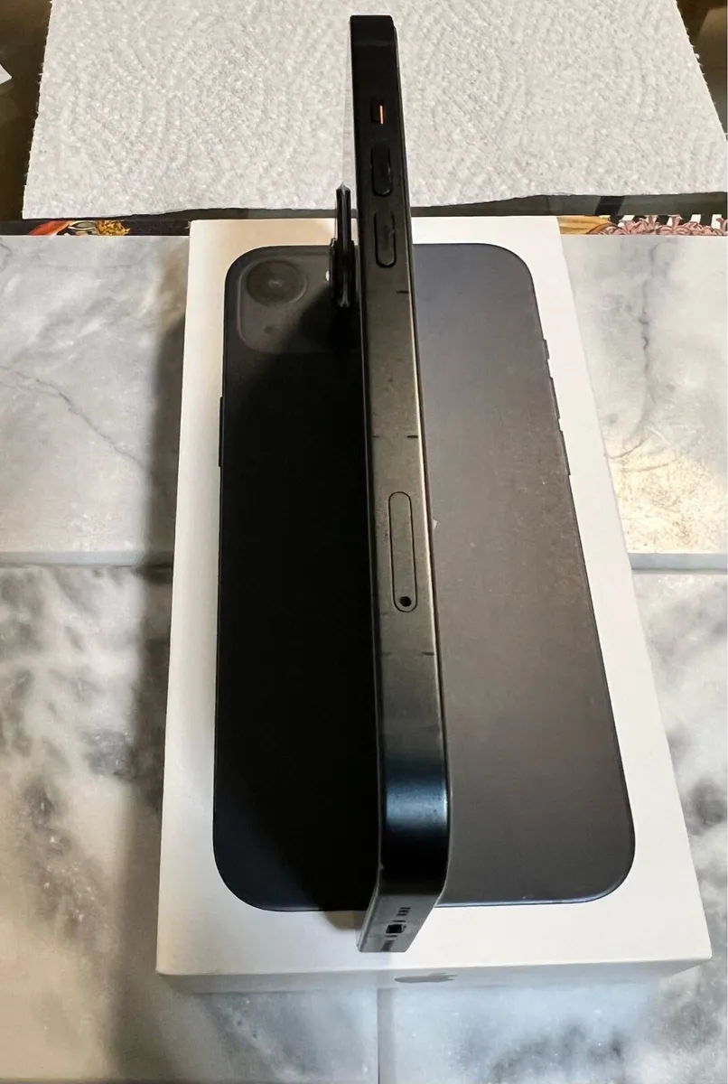 IPhone 13 Midnight Blue 128Gb - Image 3