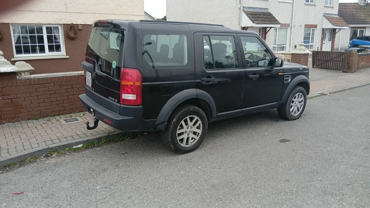 Hilux Landcruiser Defender DMax - Image 3