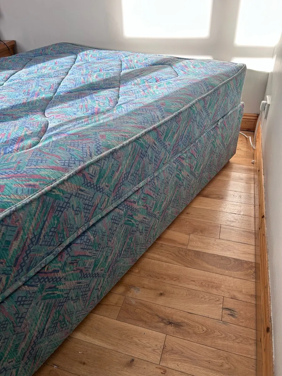 Double bed (4ft 6 inch) - Image 2