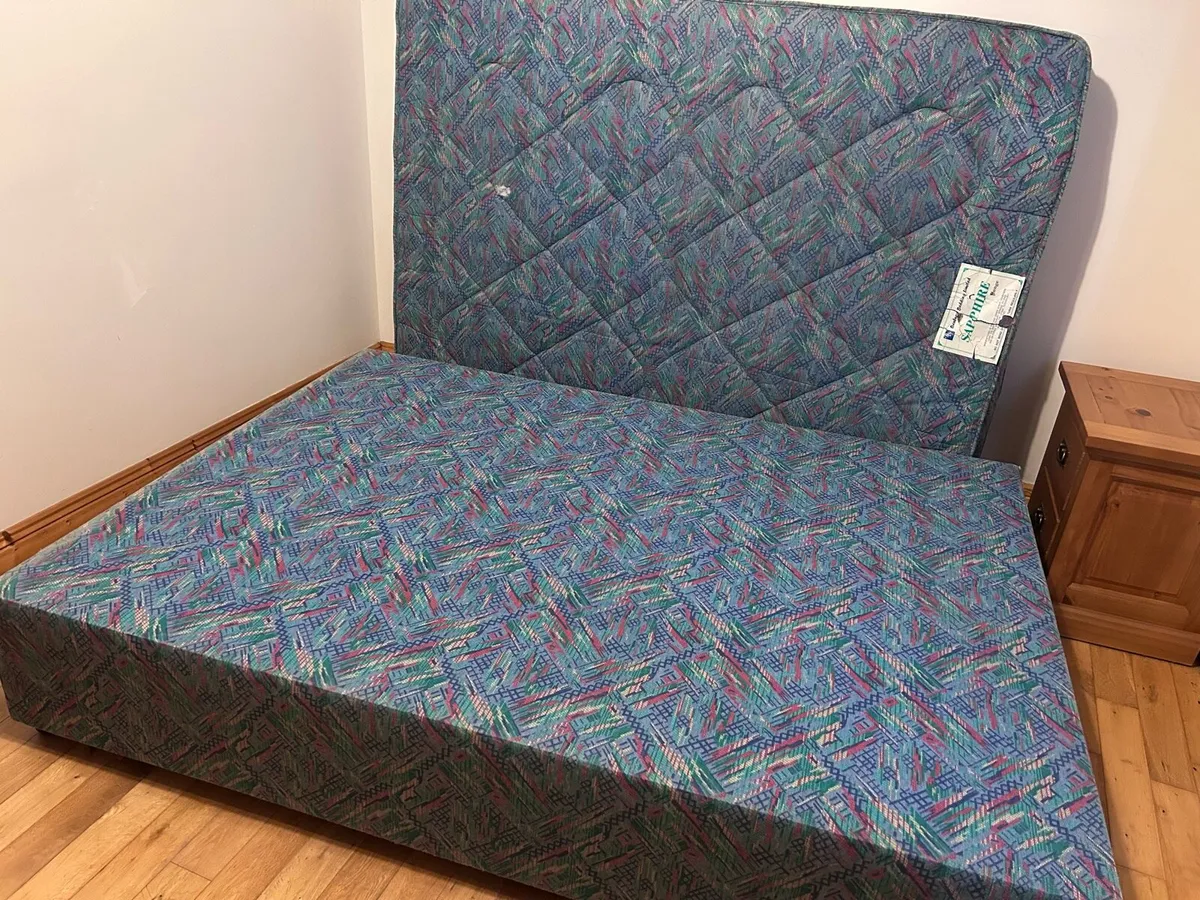 Double bed (4ft 6 inch) - Image 1