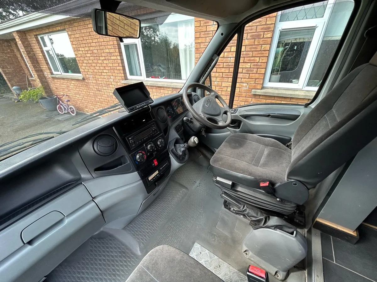 2007 6.5T Iveco Daily Horselorry - Image 4