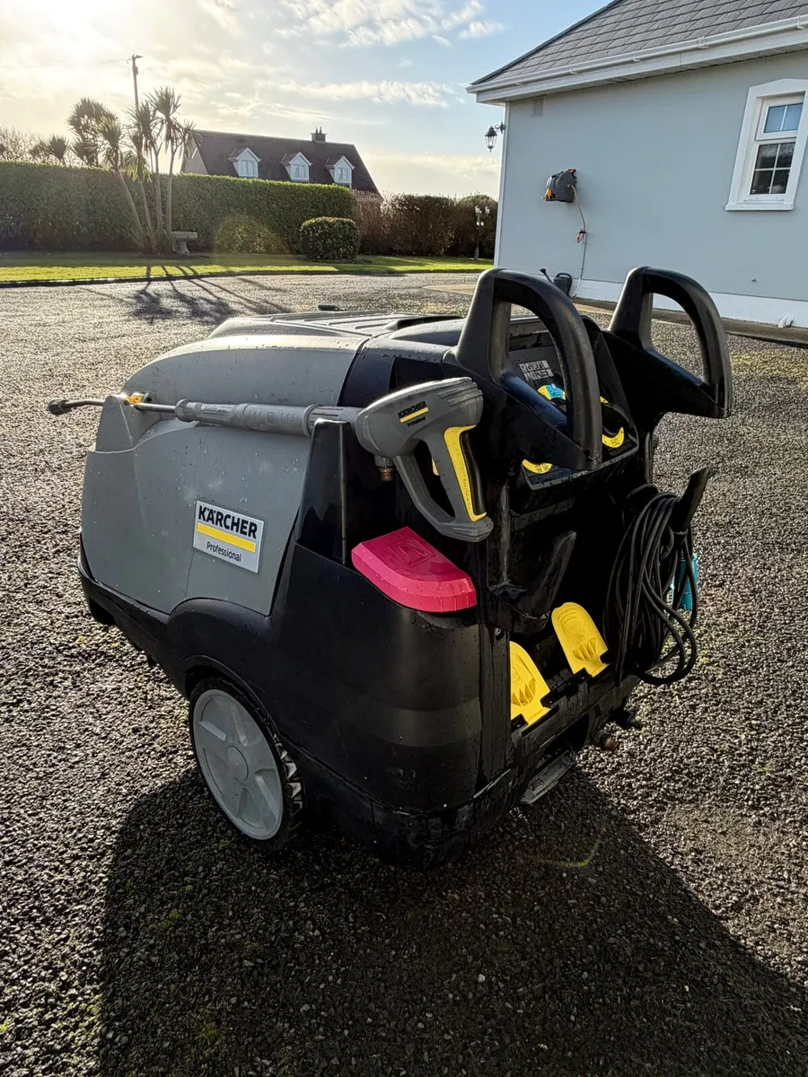 Karcher Hot Water High Pressure Washer HDS 7/10 - Image 1