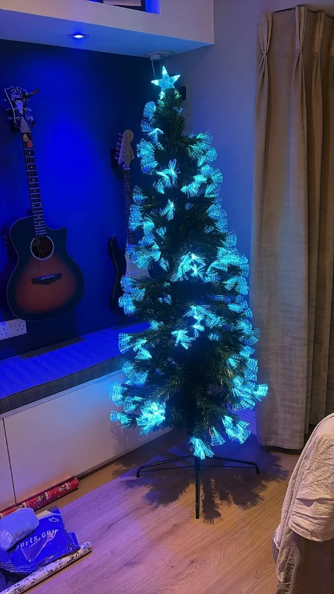Christmas Tree (artificial) - Image 2