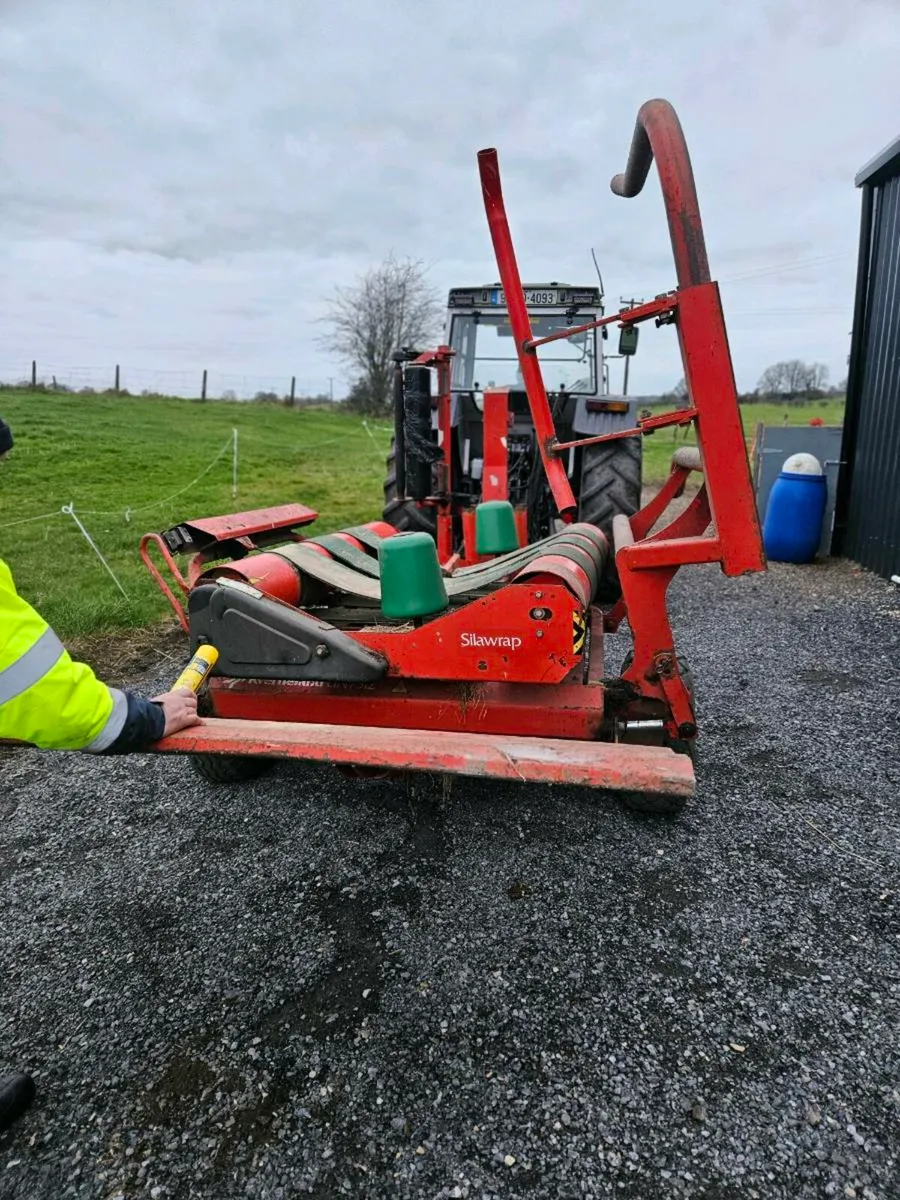 Kverneland bale wrapper - Image 2