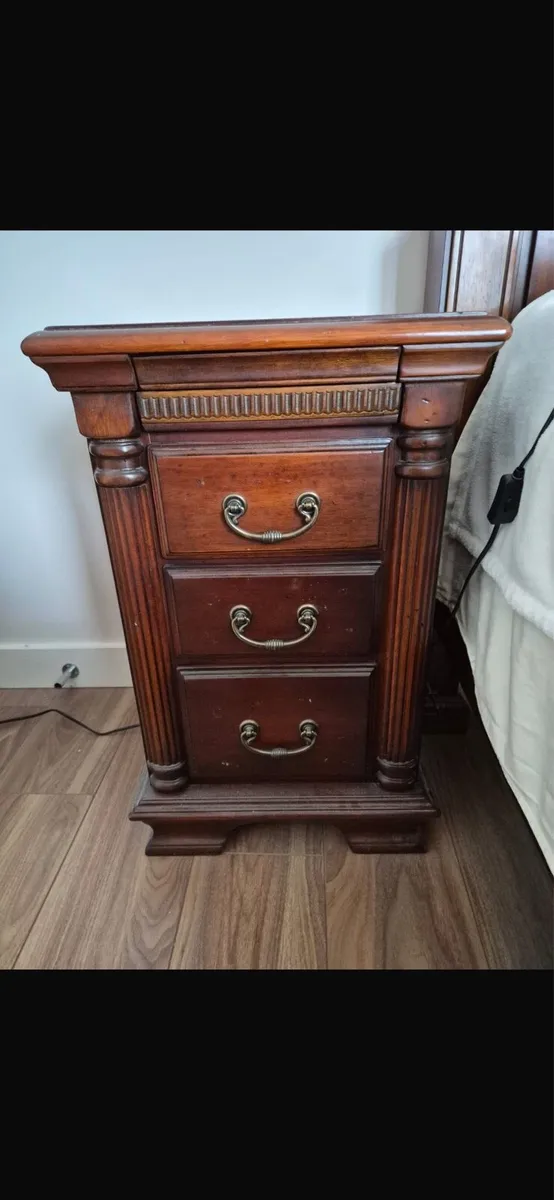 Bedroom set - Image 3