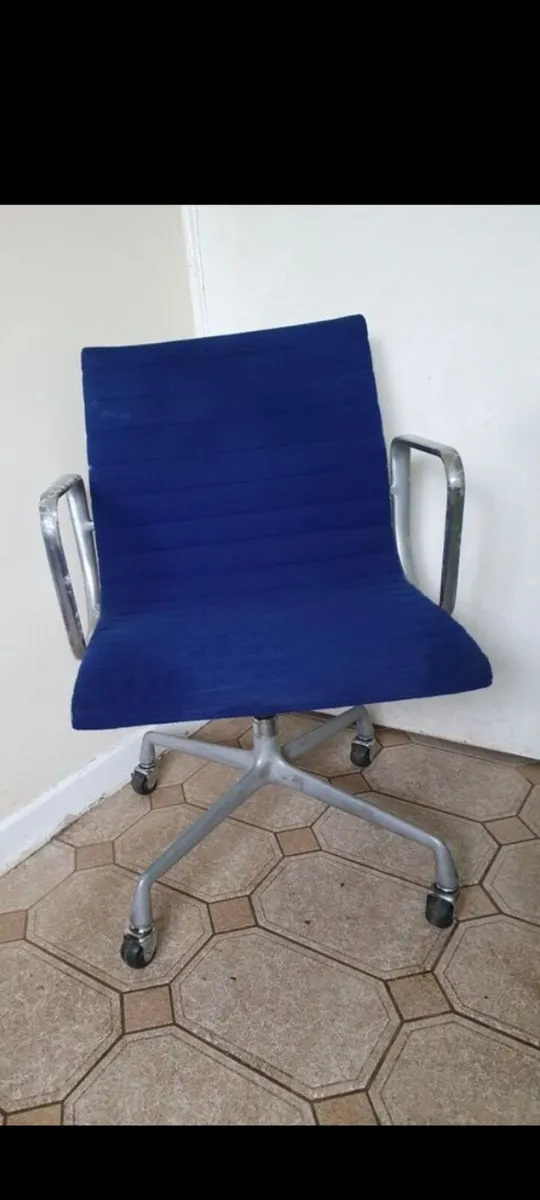 herman miller group management chairs ibm 70s - Image 2