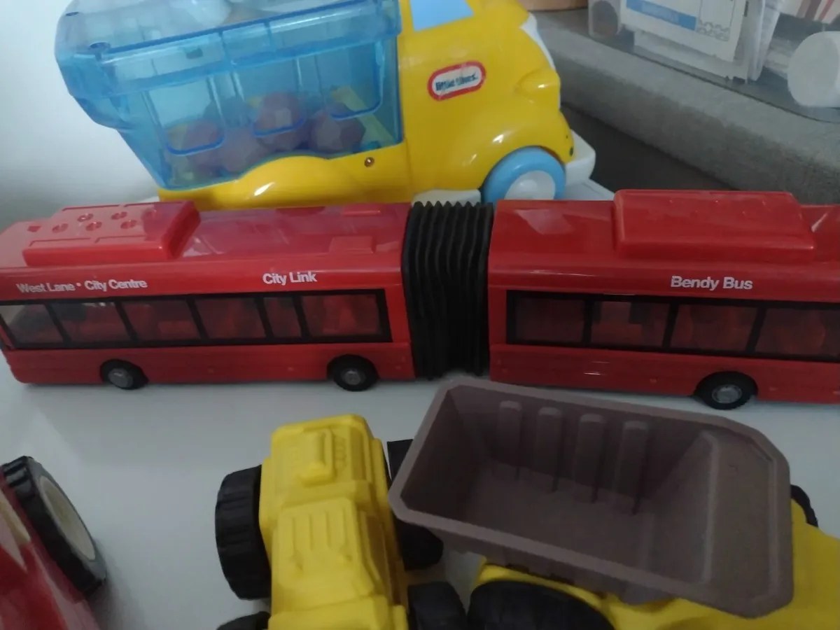 Kids truck, flexi bus & Harvester - Image 2