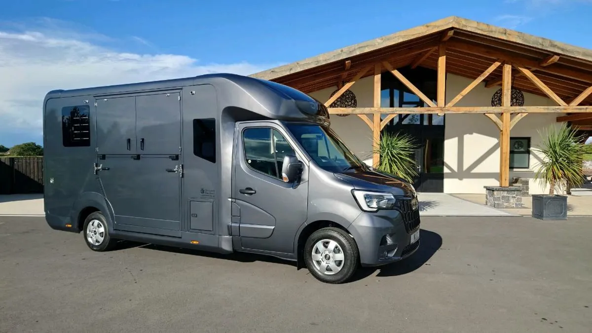 New & Used 2 Stall boxes. - Image 1