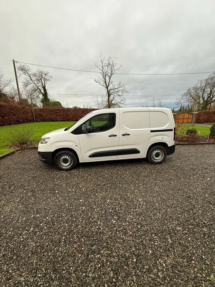 Toyota proace city - Image 1