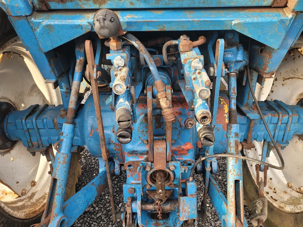 Ford 6610 1985 2wd - Image 4