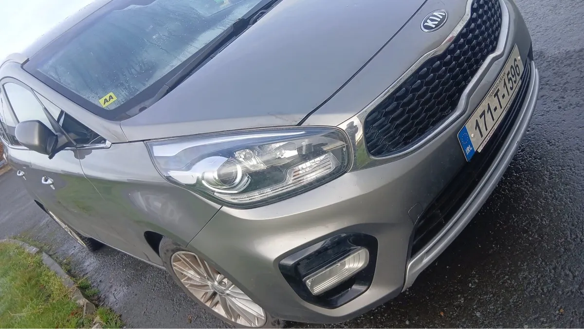 Kia Caren’s 7 seater - Image 2