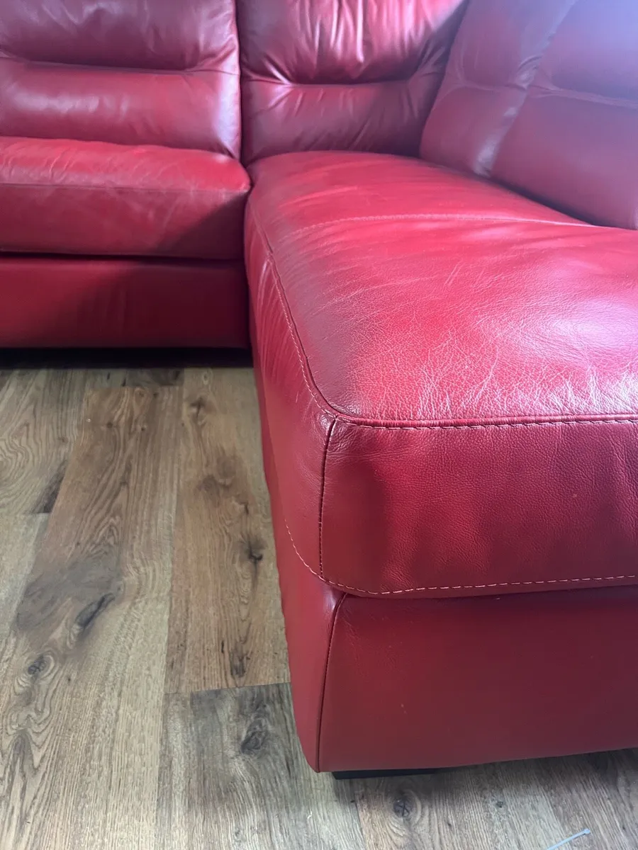 L shape red leather couch - Image 4