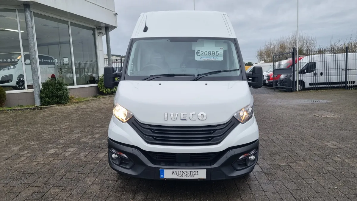 222 IVECO DAILY 35S14 XLWB VAN 15FT 9IN INTERNAL - Image 2