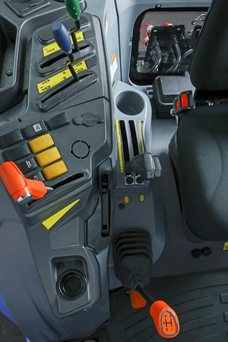 NEW SOLIS 50 2WD - Image 3