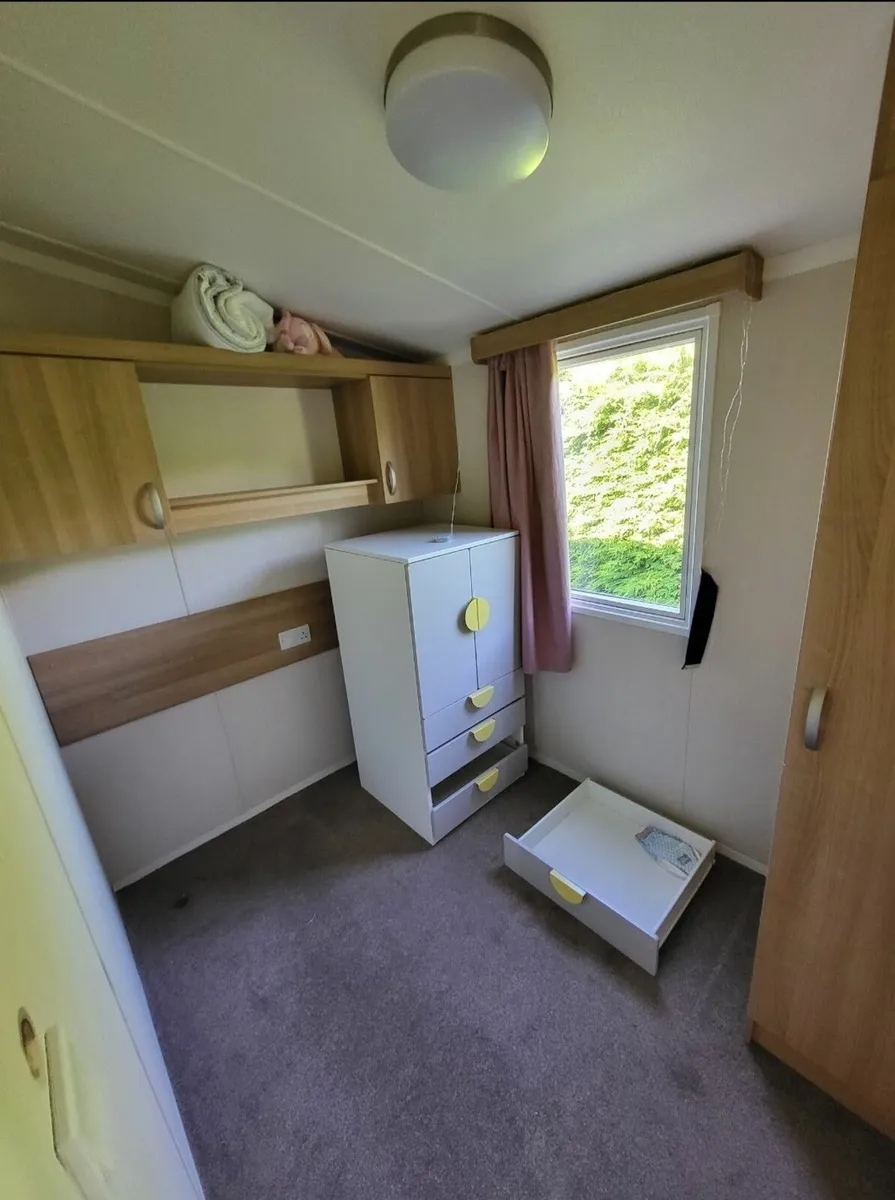 Swift Loire 3 bed - Image 3