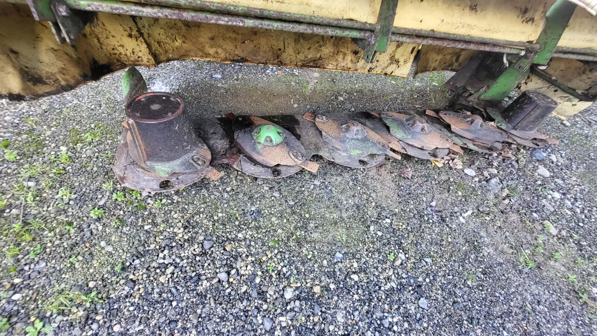 2015 Krone Easycut 280 - Image 4