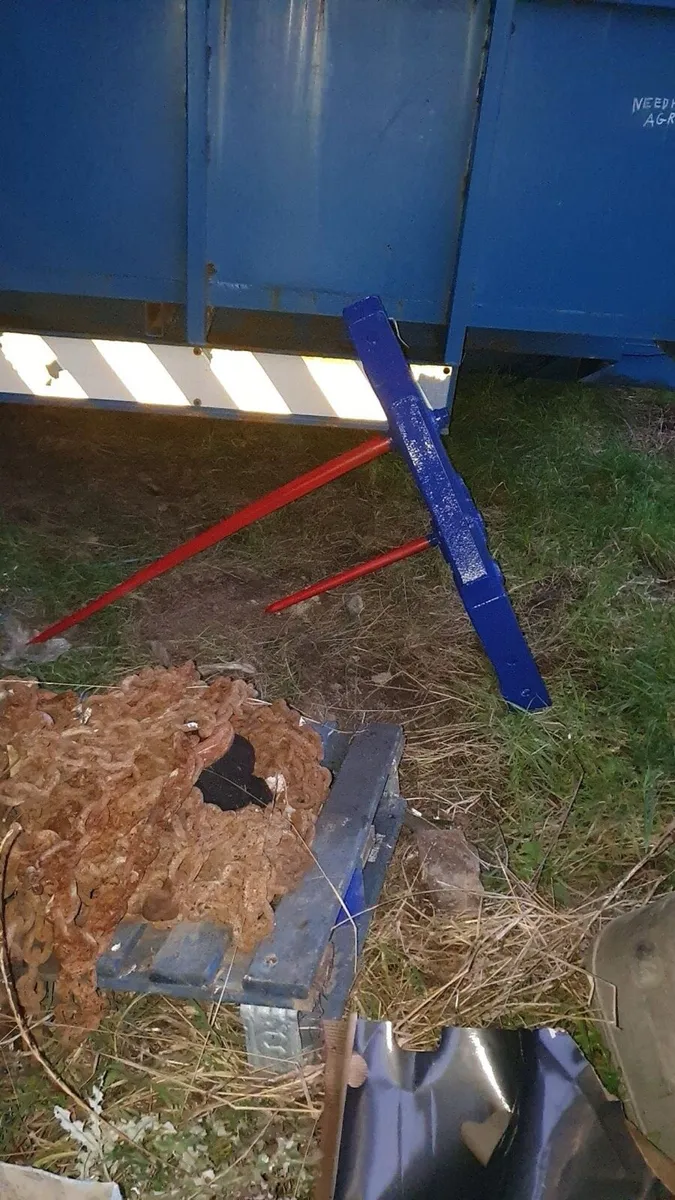 Single bale spike great condition - Image 3