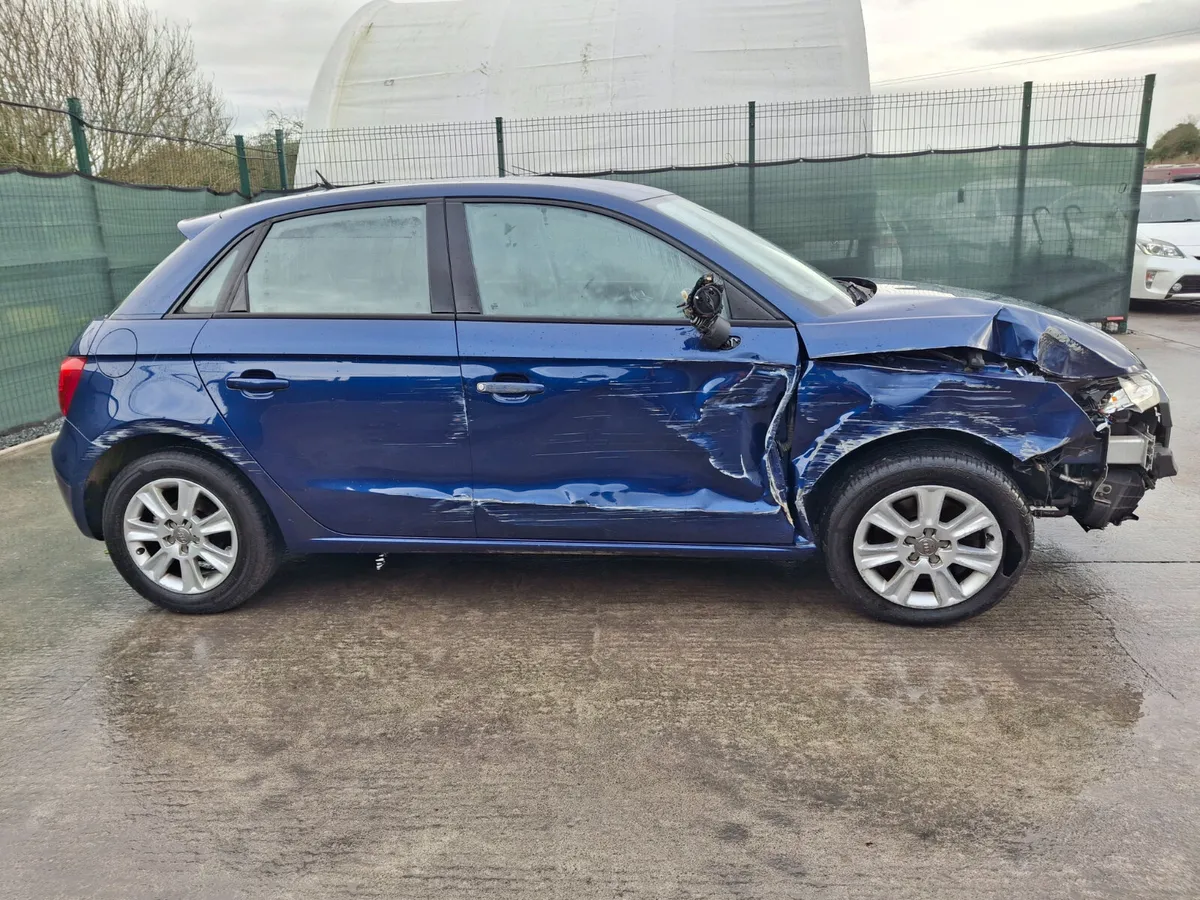 142 Audi A1 1.4 TSI  Automatic - Image 4