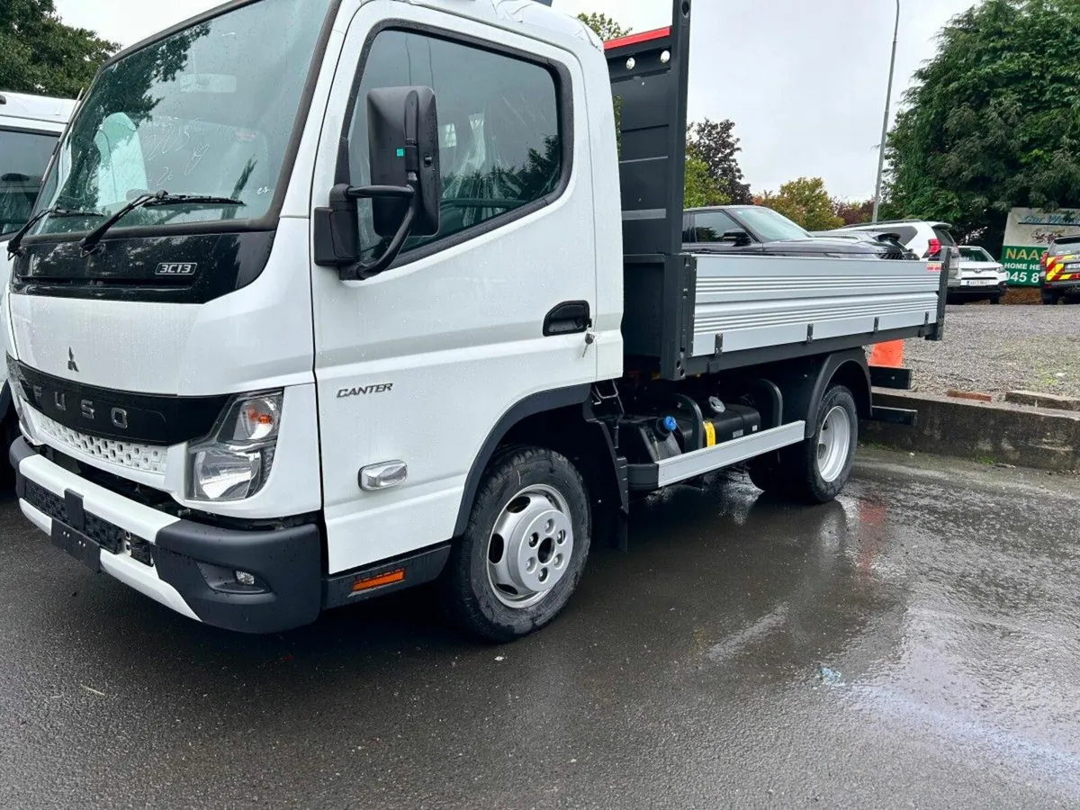 Mitsubishi Canter 3C13B With Rear Tipper - Image 1