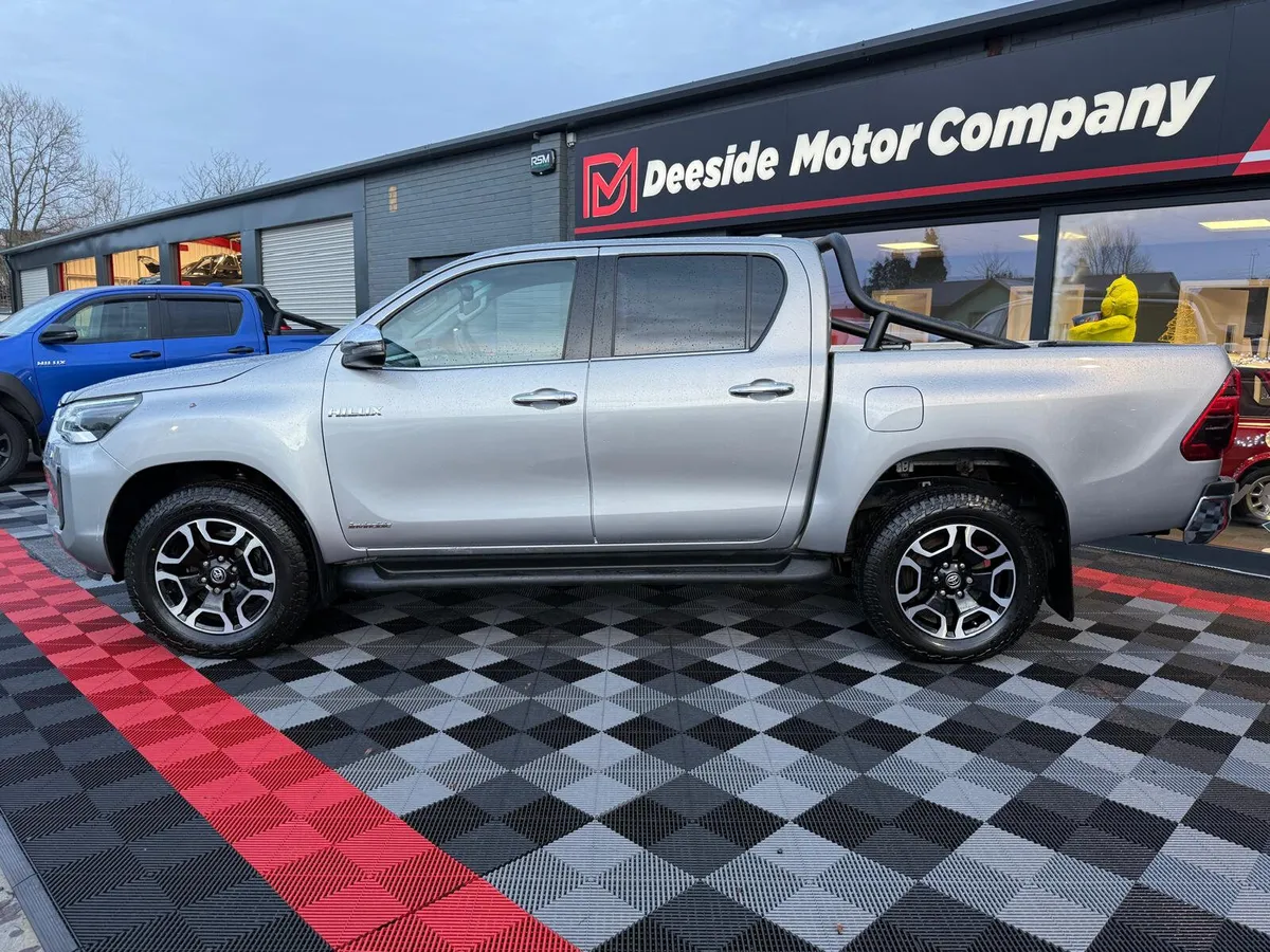 Toyota Hilux INVINCIBLE 2022, DOE , SERVICE, - Image 2