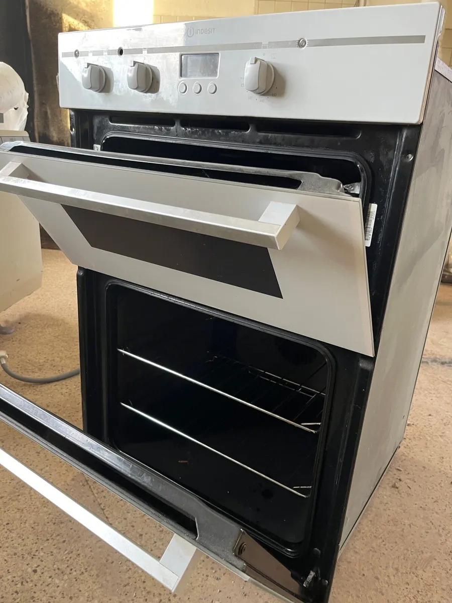 Oven &  PVC Doors - Image 3