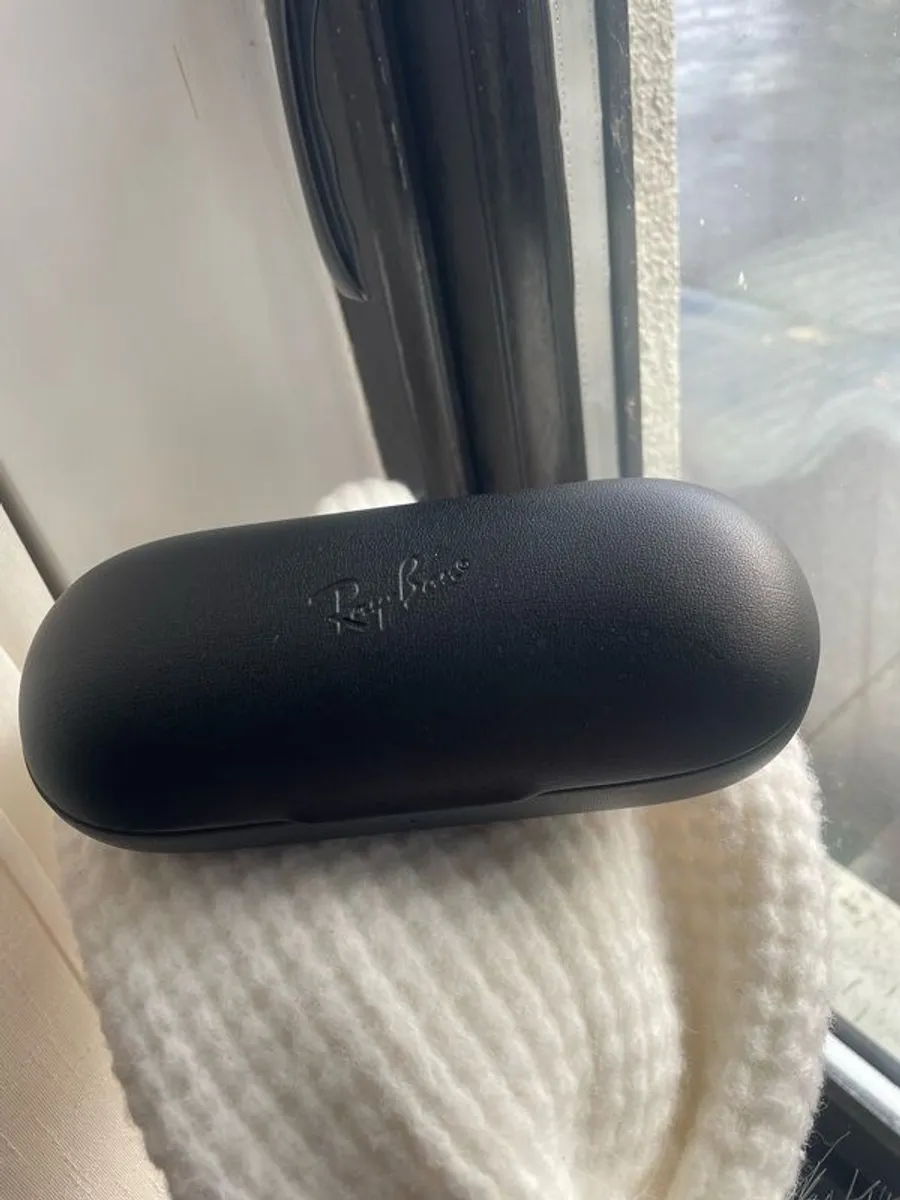 Meta Ray-Ban sunglasses gen 1 - Image 2