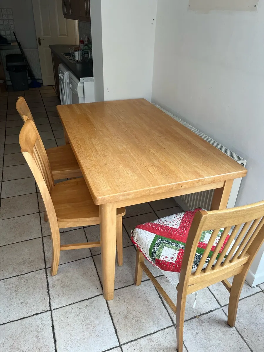 Table and 6 chairs - Image 3