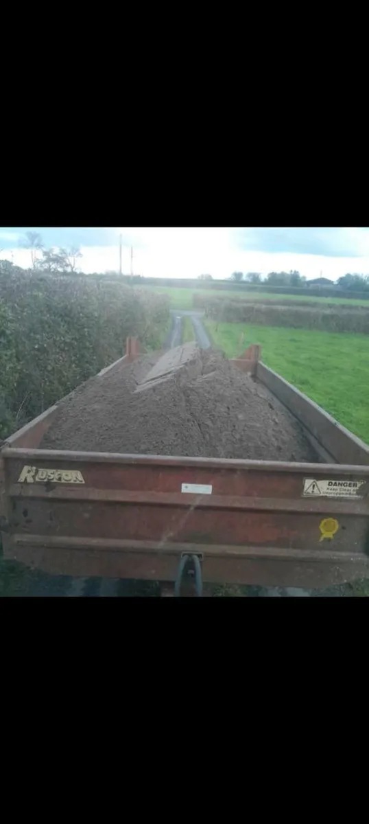 Tractor and trailer hire - Image 2