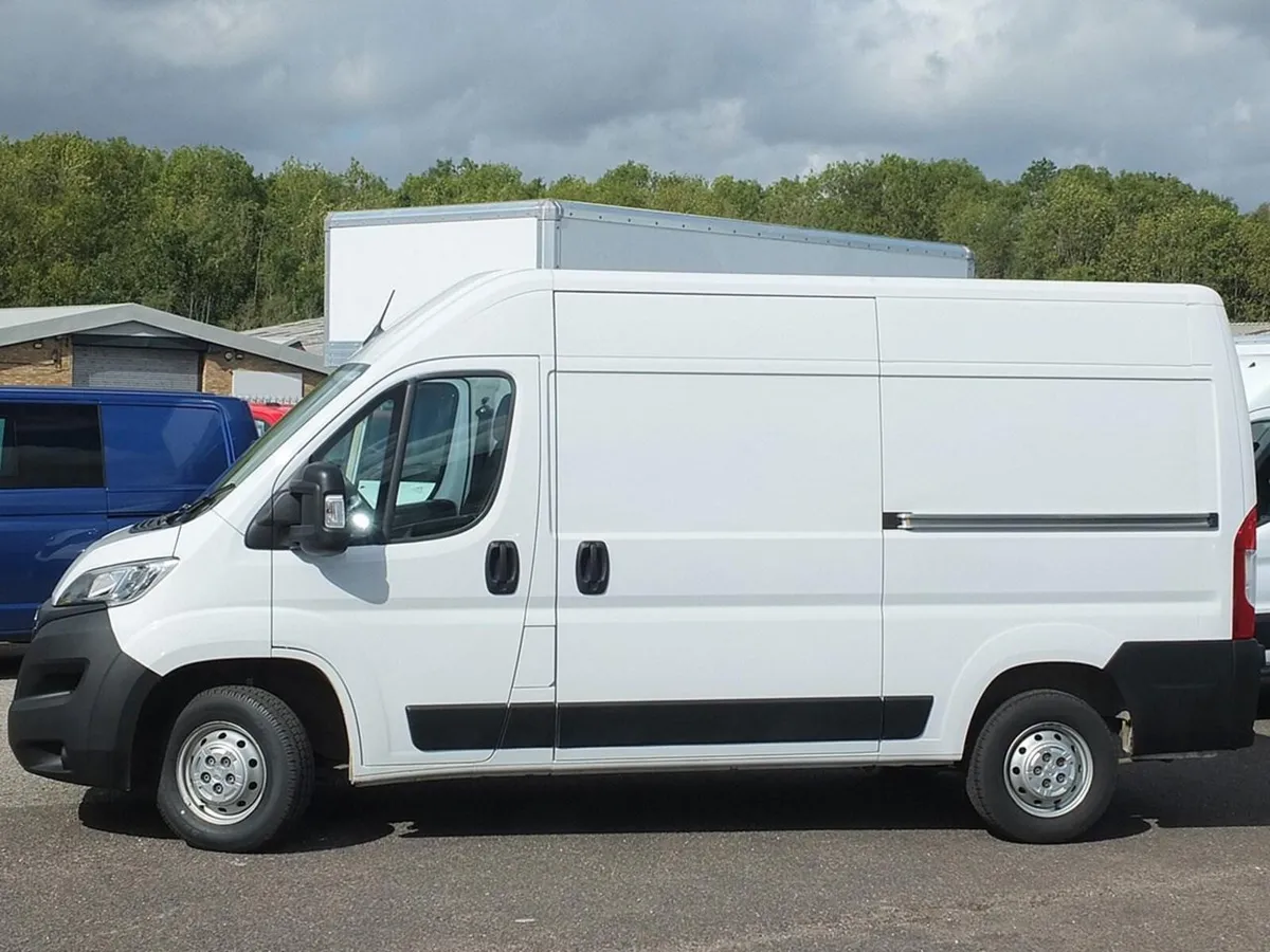 2023 Vauxhall Movano Panel Van - Image 1