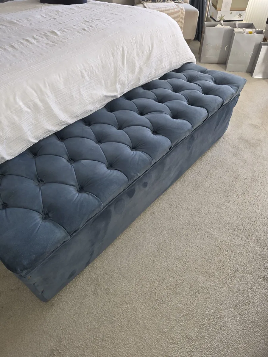 Ventura design end of bed bench - Image 2