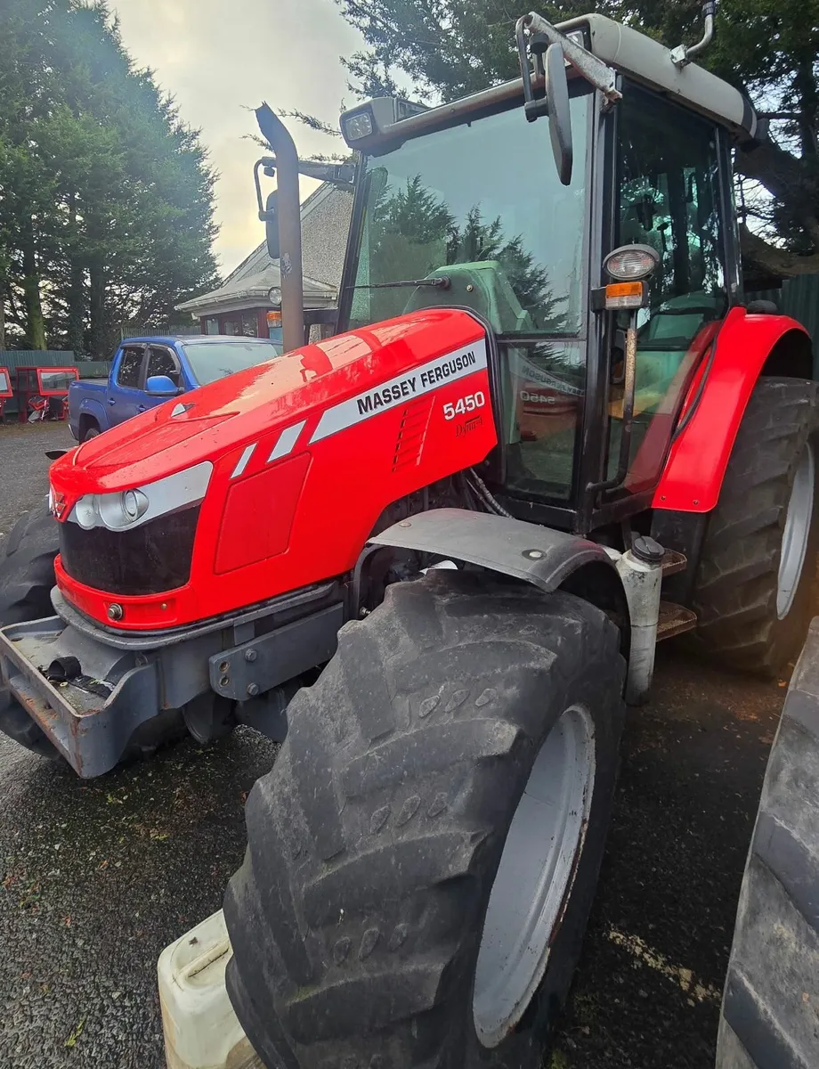 Massey Ferguson - Image 2