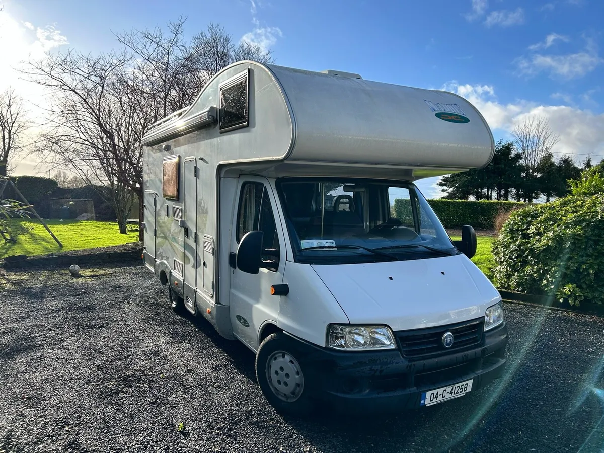 Spacious 6-Berth Family Motorhome - Image 1