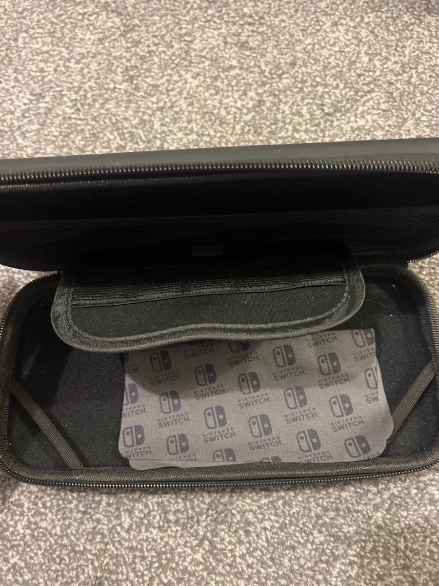 Nintendo Switch - Image 3