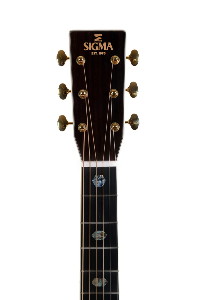 Sigma DT 45 guitar - Image 4