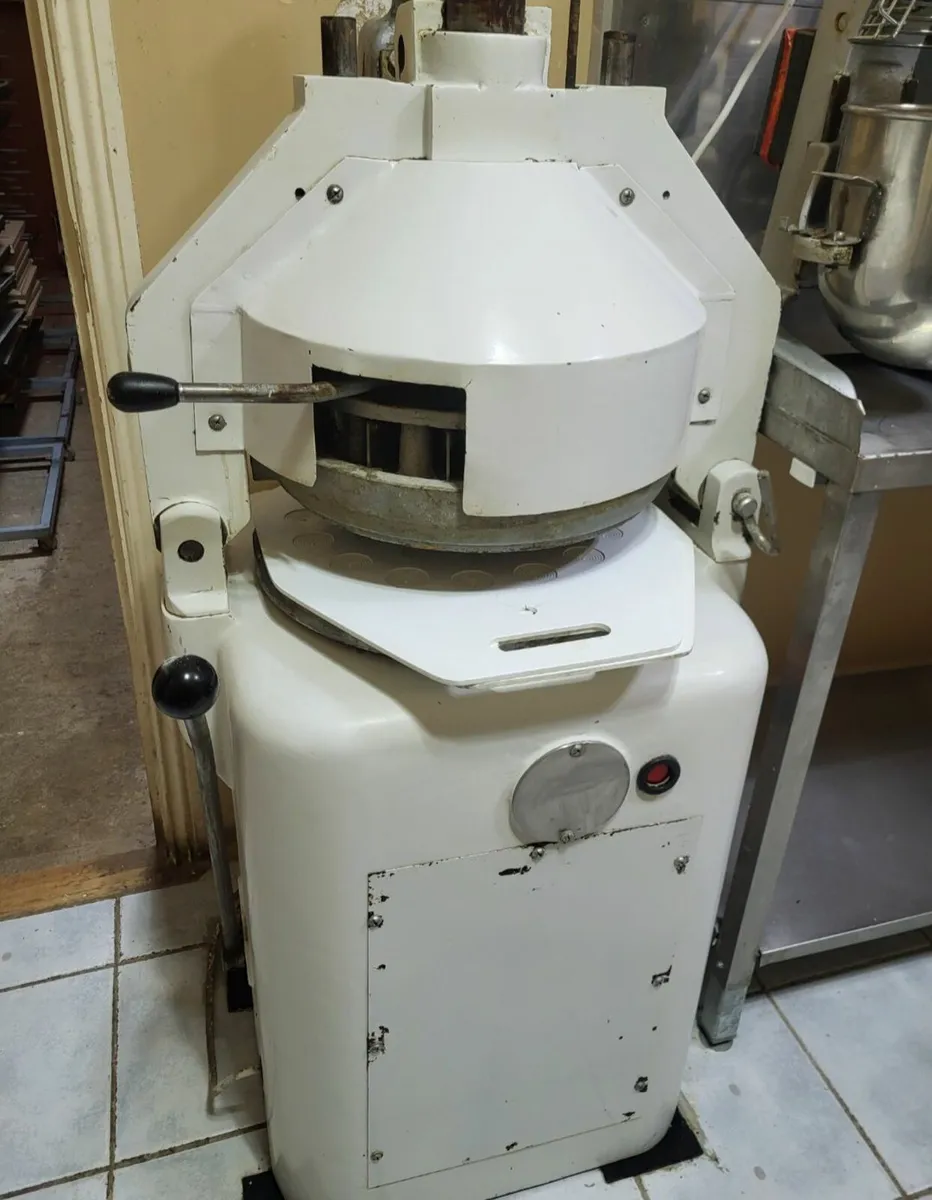 Half manual baps press divider Negotiable - Image 2